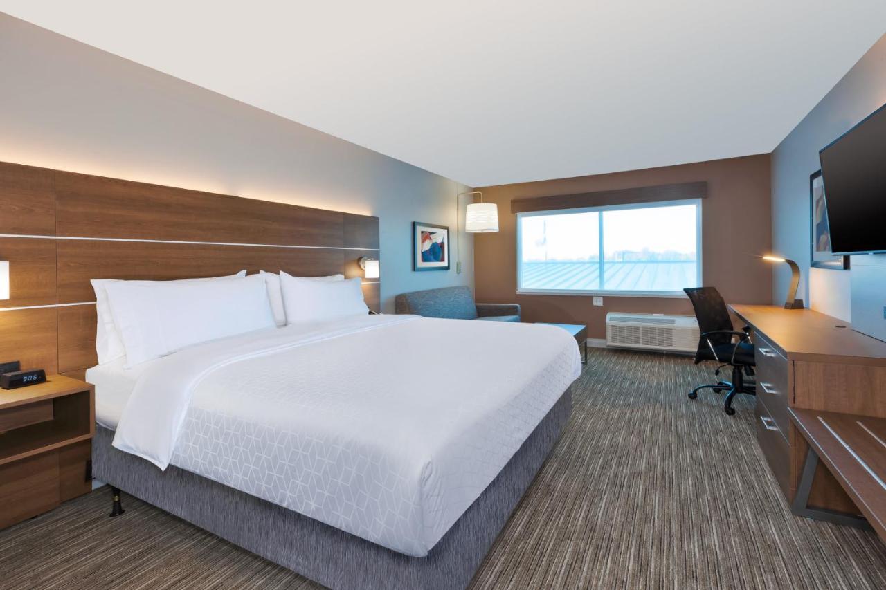 Holiday Inn Express & Suites - Cedar Springs - Grand Rapids N By Ihg Eksteriør bilde
