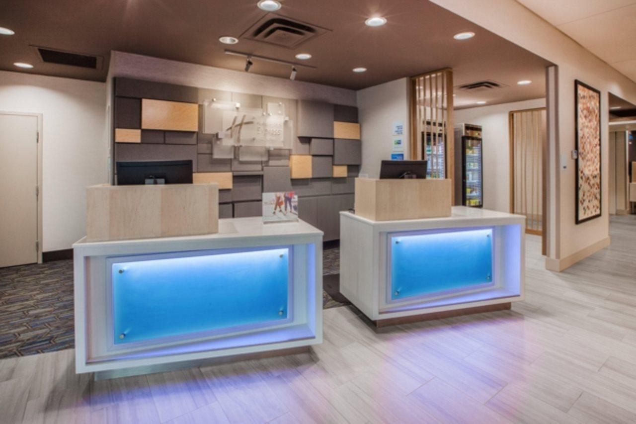 Holiday Inn Express & Suites - Cedar Springs - Grand Rapids N By Ihg Eksteriør bilde